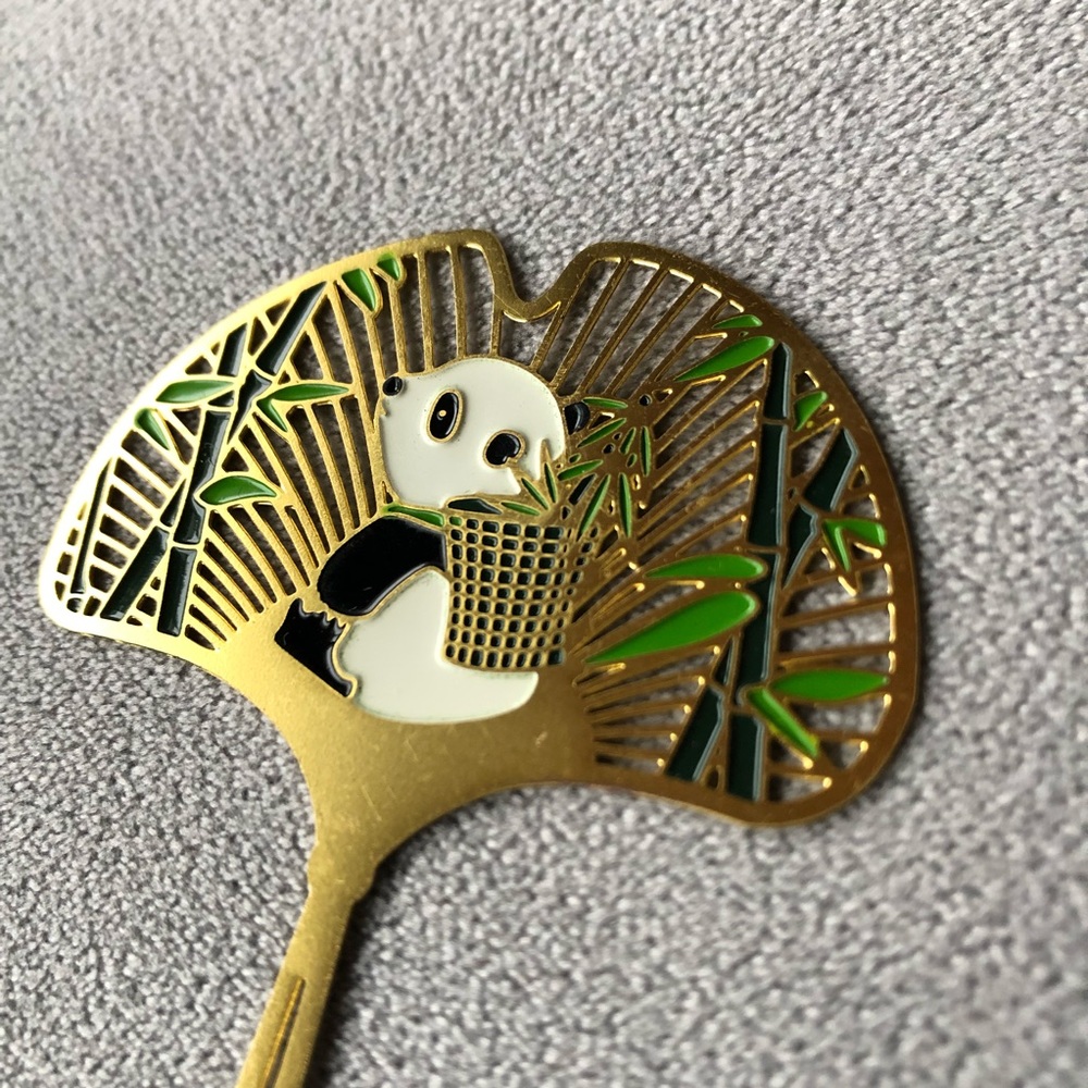 Panda with Bamboo Basket Bookmark ~ Brand New! ~ Green Tassel